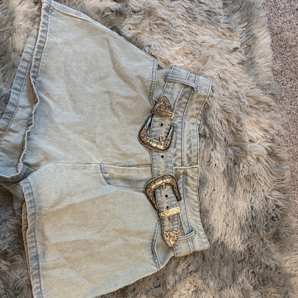 Le Lis Light Blue Jean Shorts with Silver Buckles - Picture 1 of 4